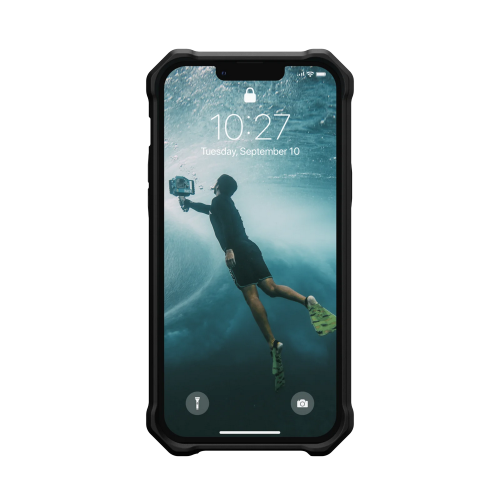 Ударопрочный чехол Urban Armor Gear Essential Armor with MagSafe Series Black для iPhone 13 Pro Max